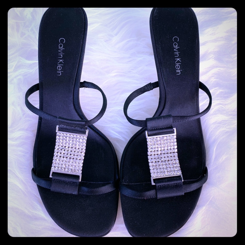 Calvin Klein kitten heel